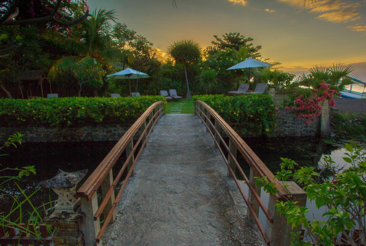 Arya Amed Beach Resort And Dive Center Exterior foto